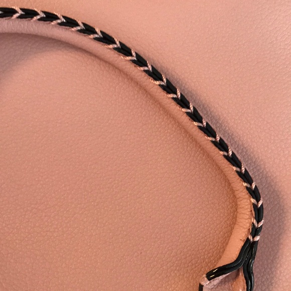 Victoria’s Secret Rose Barbie Pink Purse - Picture 3 of 6